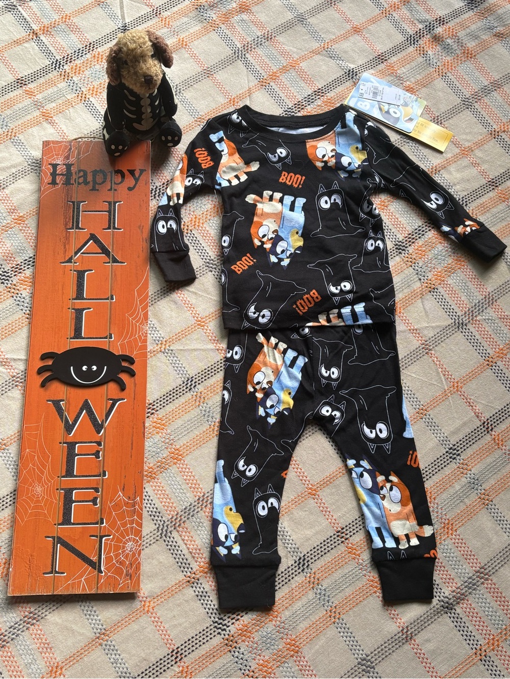 NWT Bluey Halloween Unisex Graphic Snug-Fit Pajama Set for Toddler
